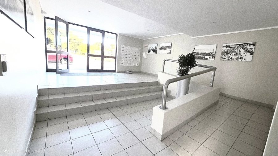 To Let 2 Bedroom Property for Rent in Humewood Eastern Cape